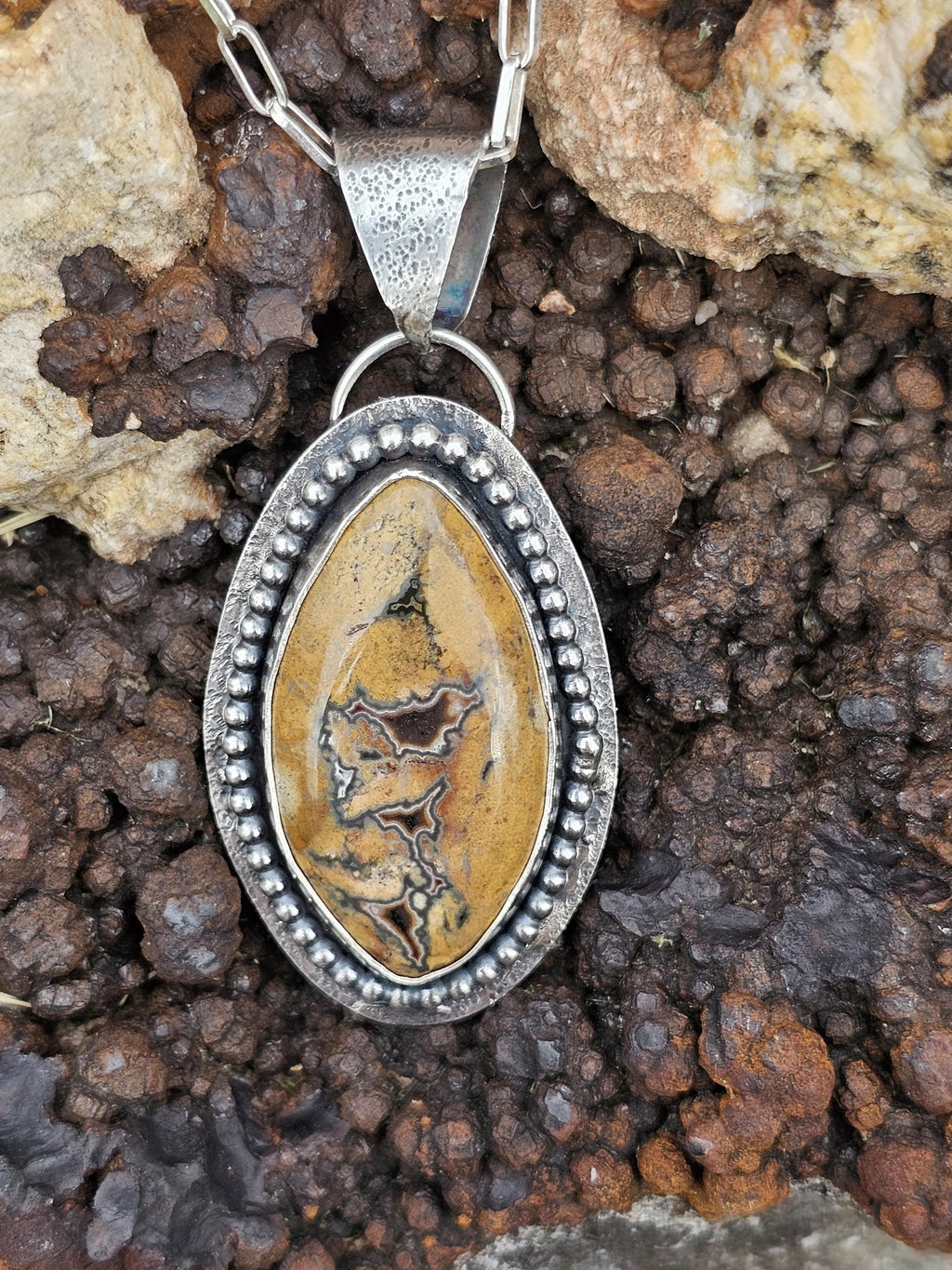 Sterling Silver Necklace Pendant with Union Road Agate