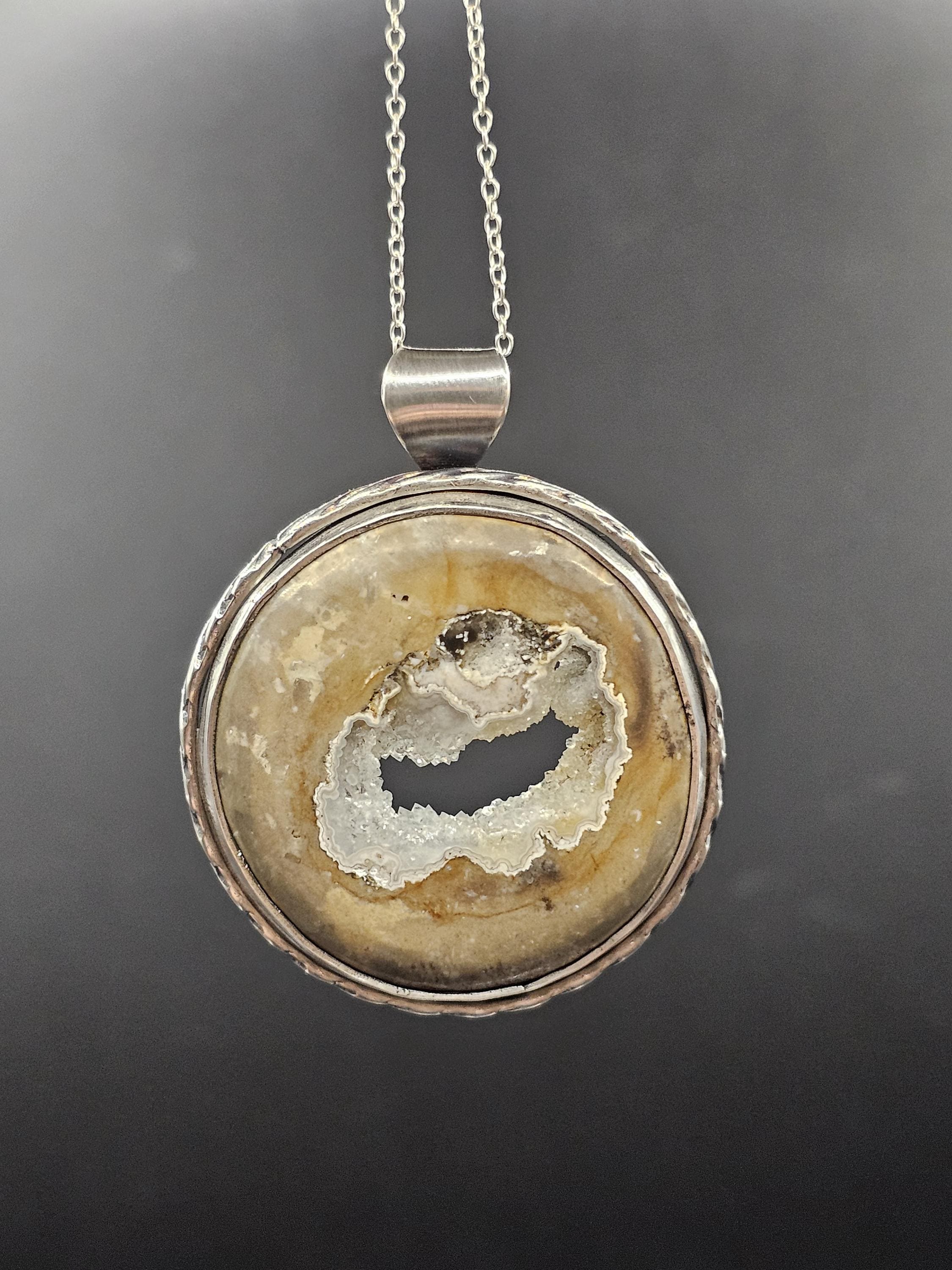 Sterling Silver Necklace Pendant with Rare Union Road Agate