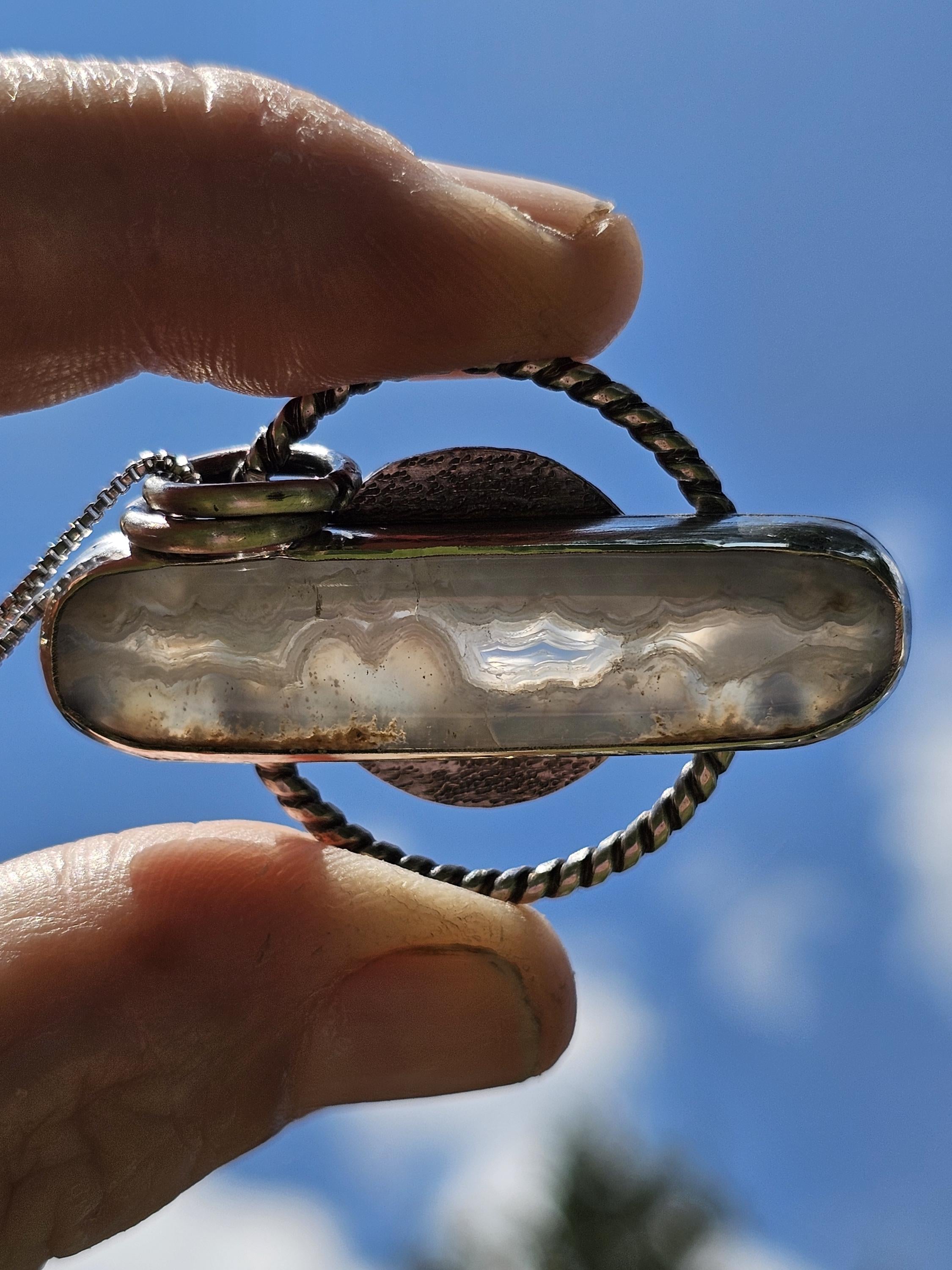 Sterling Silver Necklace Pendant with Seam Agate