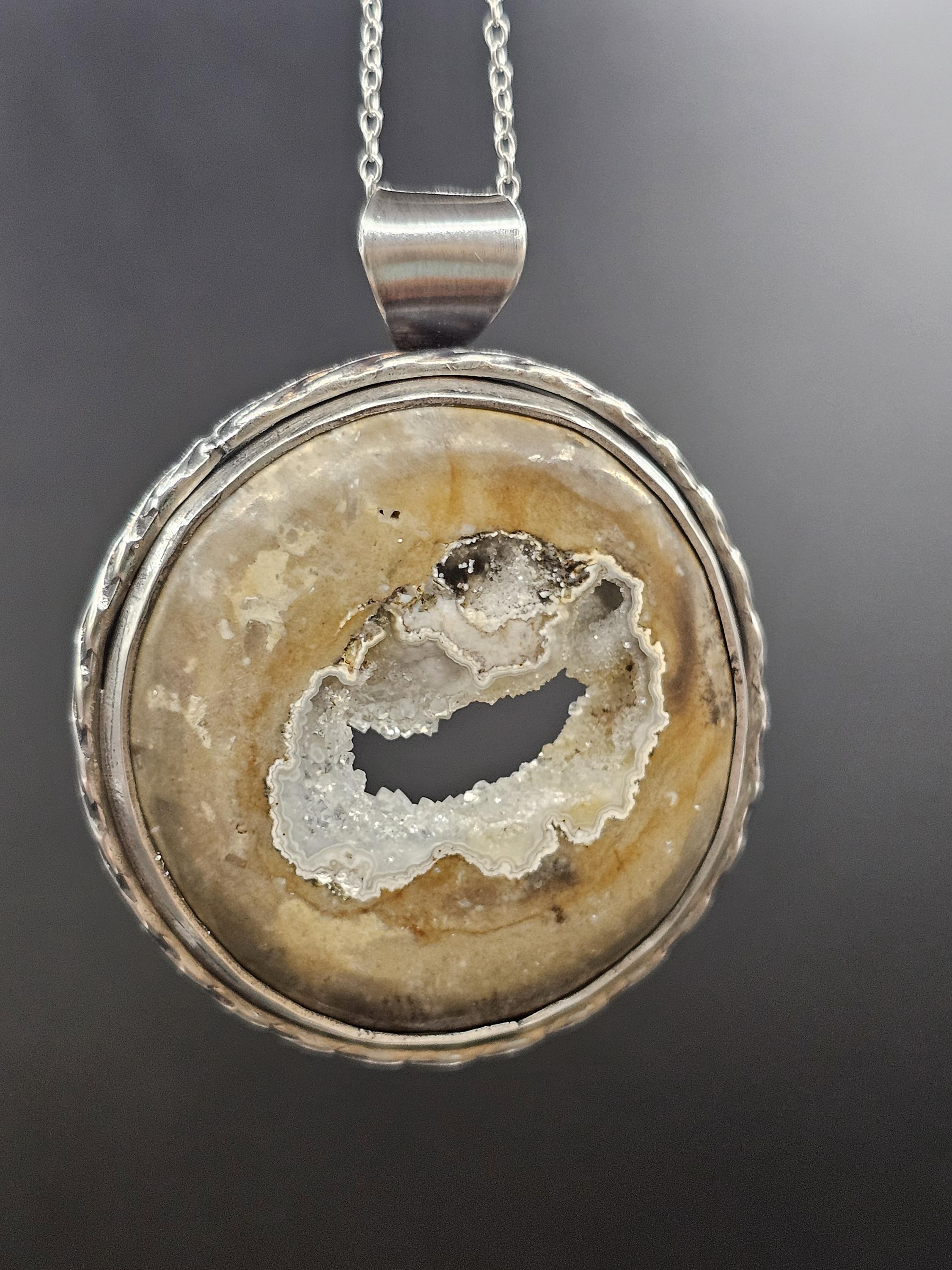 Sterling Silver Necklace Pendant with Rare Union Road Agate