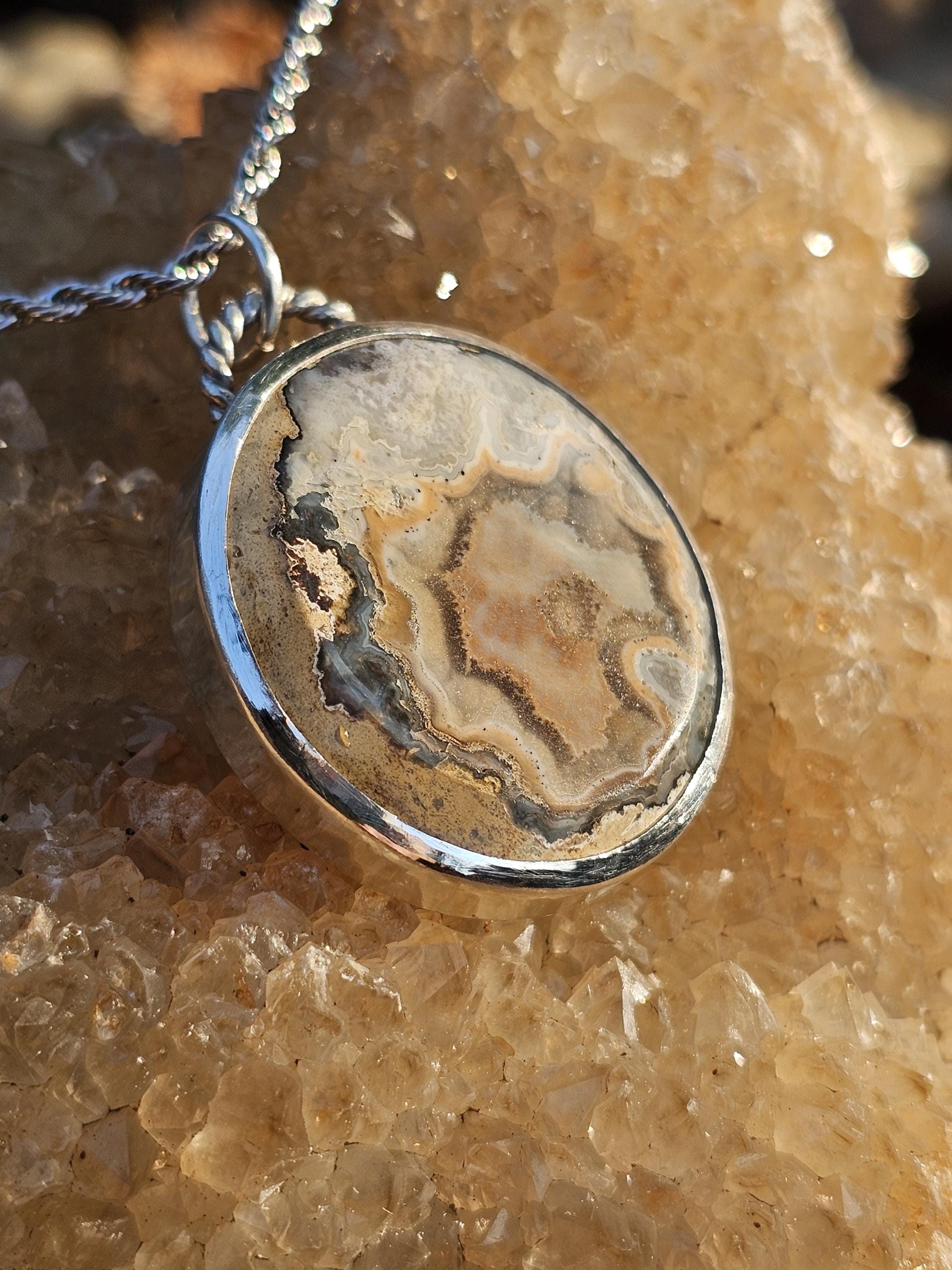 Sterling Silver Necklace Pendant with Rare Union Road Agate